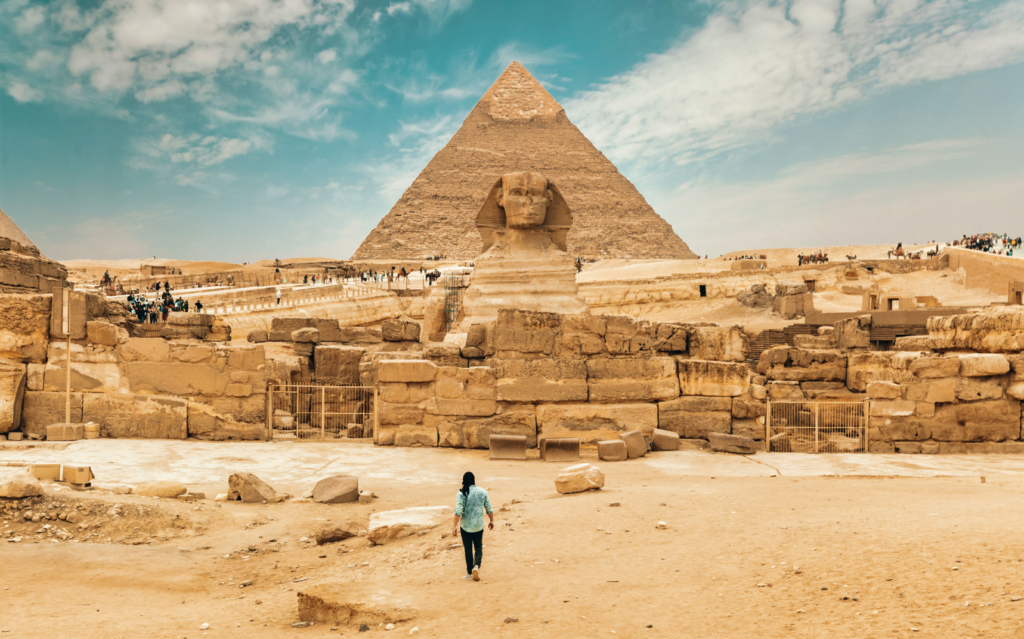 Sphinx-Pyramid